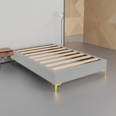 Teyonce Platform Bed