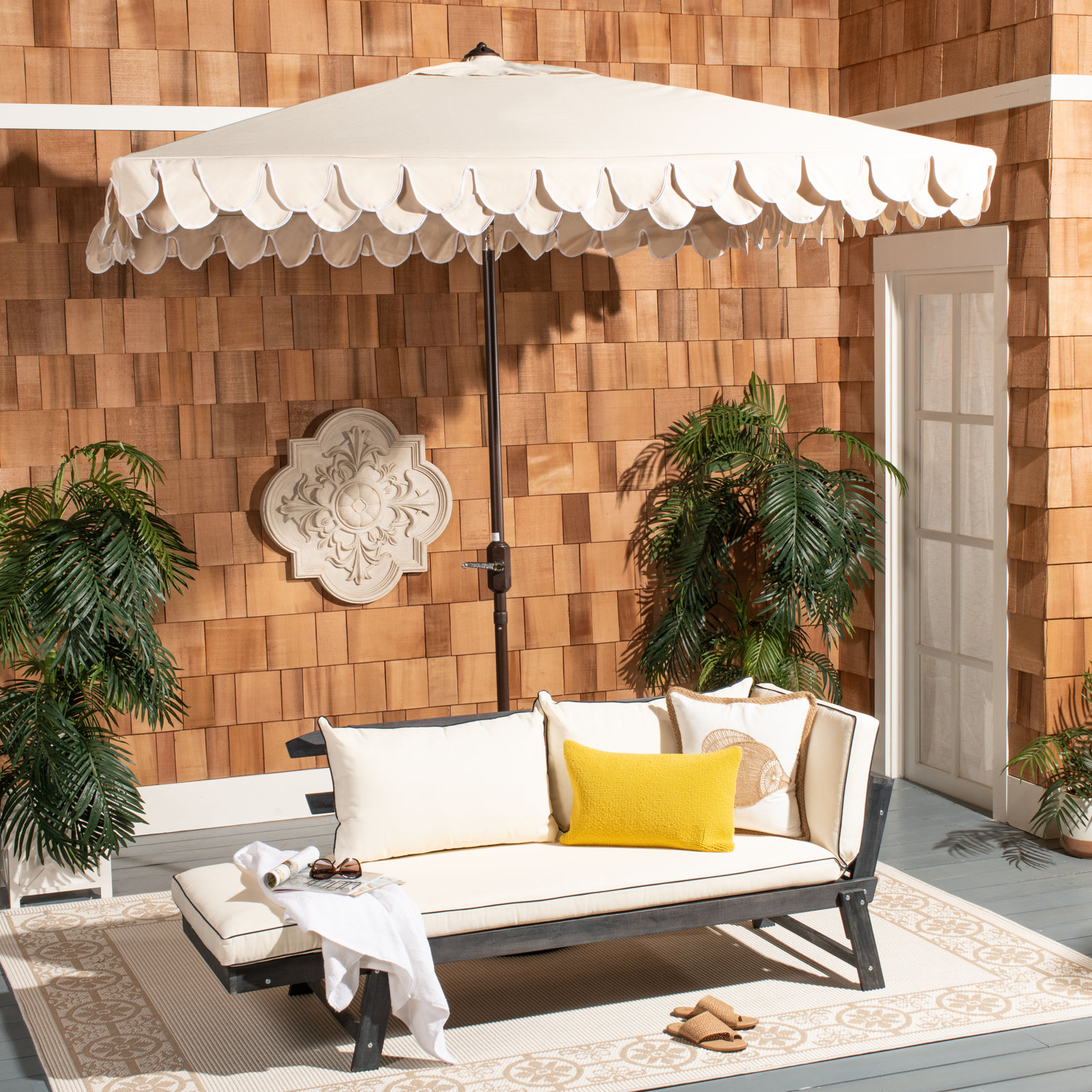 7.5' Market Umbrella, Beige/White