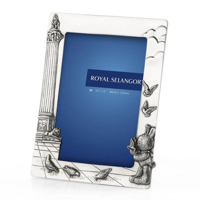 Bunnies Day Out Trafalgar Square Photo Frame 3.5" x 5"