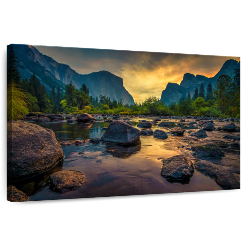 Alvord Sunrise At Yosemite Park, H 16 po x l 24 po