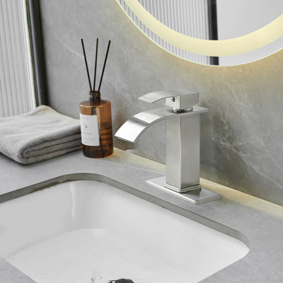 Robinet de salle de bain à simple arche et monocommande à petite arche Waterfall