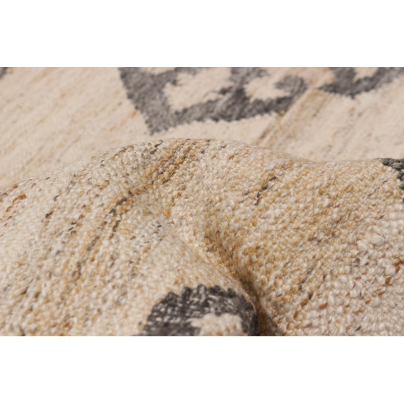 Tapis rectangulaire unique 5 pi 4 po x 7 pi 9 po