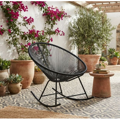 Chaise berçante câblée Bahia
