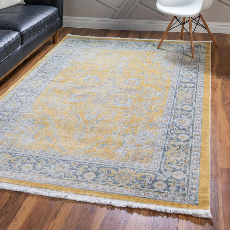 Folmar Oriental Indoor Rug, Rectangle 2'2" x 3'1"