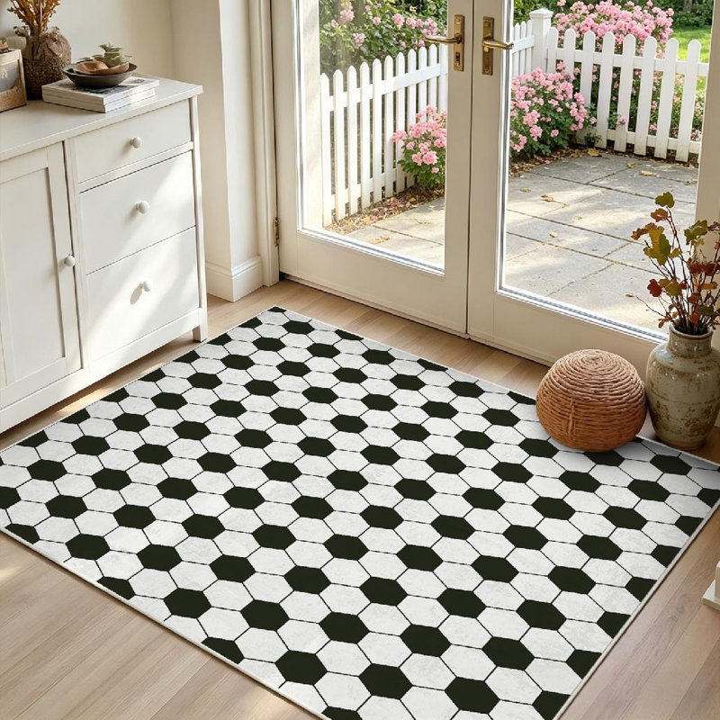 Tapis d'intérieur blanc lavable à la machine avec ballon de football, Rectangle 39" x 63"
