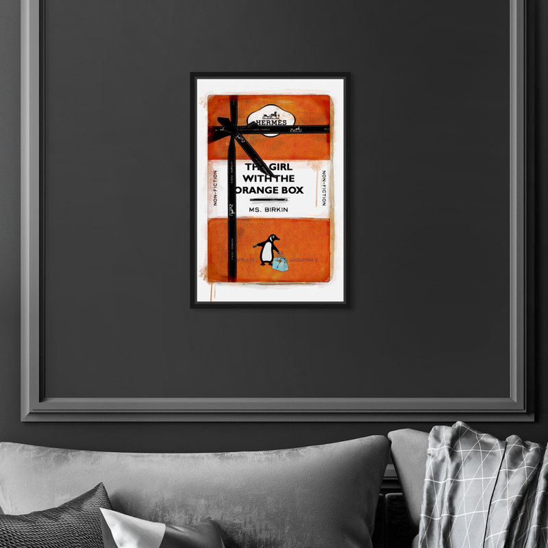 «The Girl with the Orange Box», impression sur toile, H 16 po x l 24 po, Cadre noir