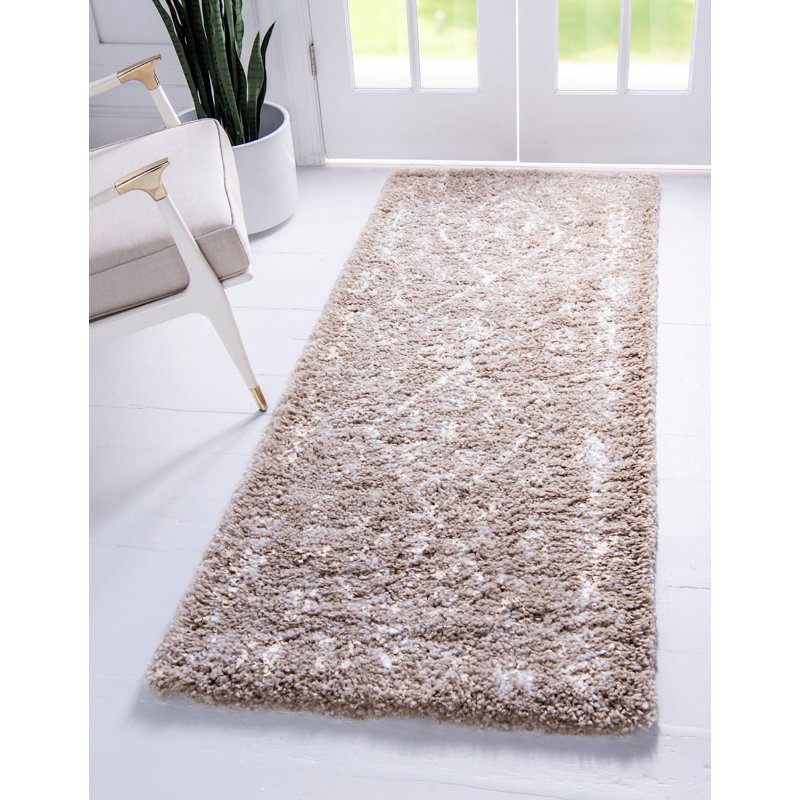 Abstract Indoor / Outdoor Rug, Runner 2'7" x 6'