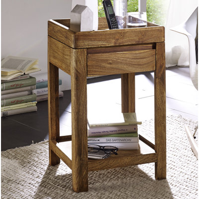 Arabella Plant Stand