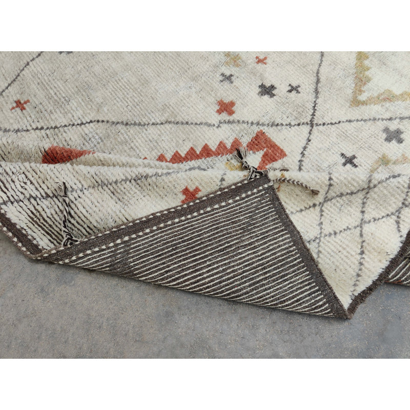 Tapis berbère marocain moderne. 100% laine. Options personnalisées disponibles