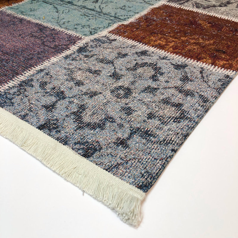 Vivant Patchwork Indoor Rug, Rectangle 5' x 8'