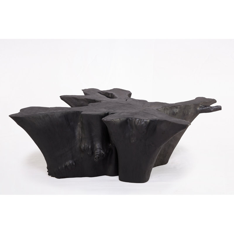 Table basse en bois massif