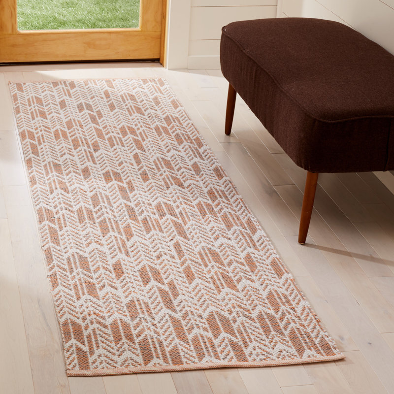 Paz Hand Woven Performance Chevron Rug, Runner 2'3" x 7'