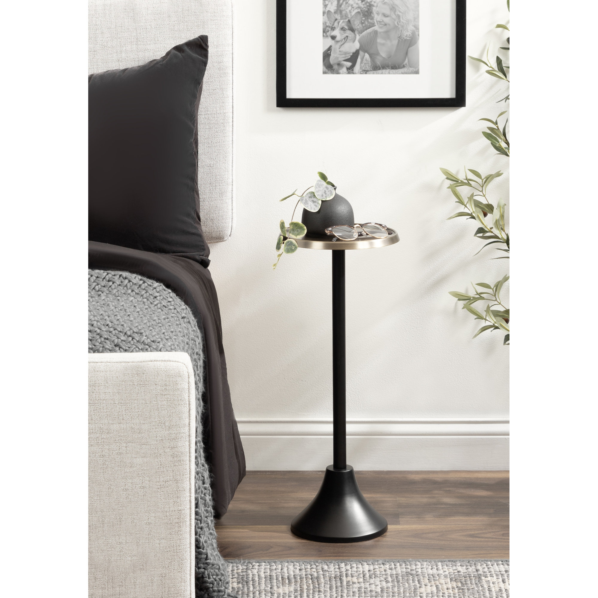 Deanna Iron End Table, Black Base/Gold Top, 23" H x 9" W x 9" D