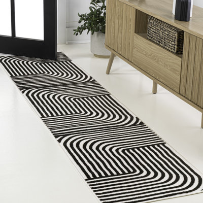 Odense High-Low Minimalist Angle Geometric Black/White Rug