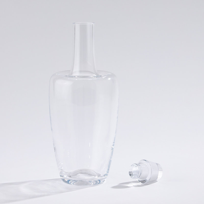 Glass Deacanter, 60 fl oz