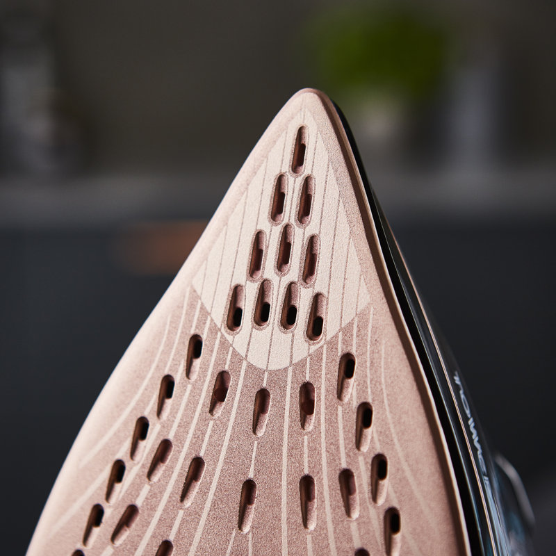 Tower T22013 CeraGlide Steam Iron, Ceramic Sole Plate, 3100 W,, Rose Gold