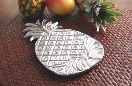 Sous-plat en acier inoxydable avec ananas