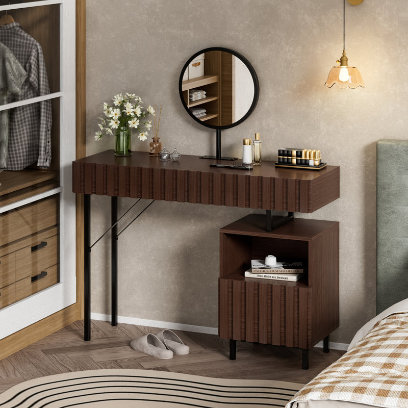 Arthen Vanity, Coffee