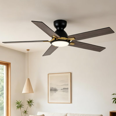 Ventilateur de plafond standard Bologna 52 po, noir mat, montage encastré, avec éclairage DEL à intensité variable, moteur CC et télécommande.