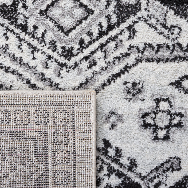 Tulum Performance Oriental Rug, Square 6'7"