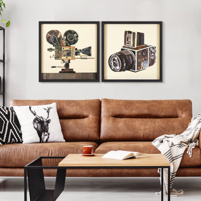 Projecteur de film et caméra, ensemble de 2 reproductions d’art graphique encadrées sur papier