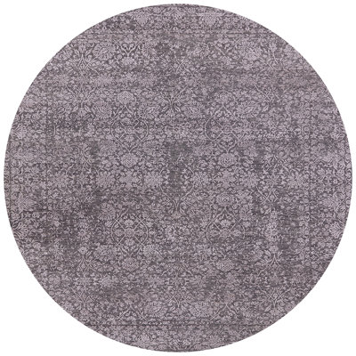 Shela Oriental Indoor Rug