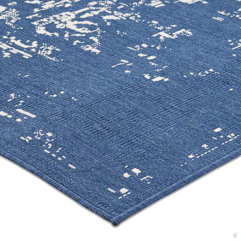 Machine Woven Oriental Area Rug