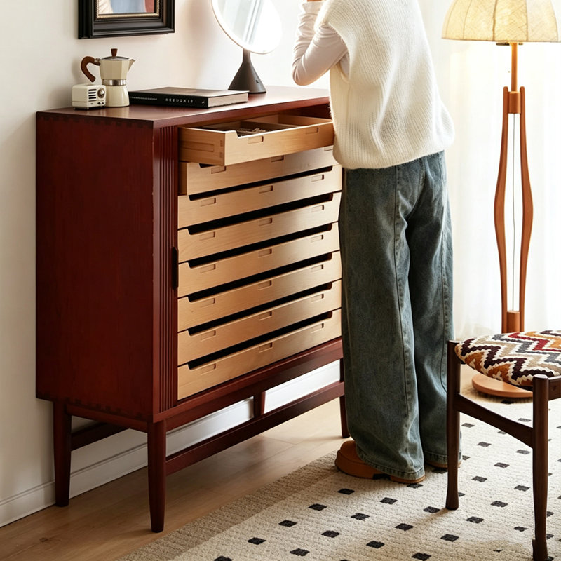 Meuble à bijoux vintage de style milieu du siècle en bois de cerisier à plusieurs tiroirs (42,72 po) – Assemblage à queue d'aronde, grand espace de rangement compartimenté pour bijoux et accessoires, tiroirs sans poignées à rainure en U