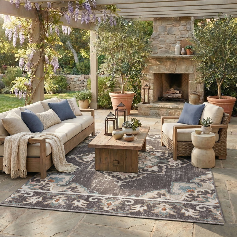 Kynzleigh Floral Indoor/Outdoor High-Low Performance Area Rug, Rectangle 5'3" x 7'10"