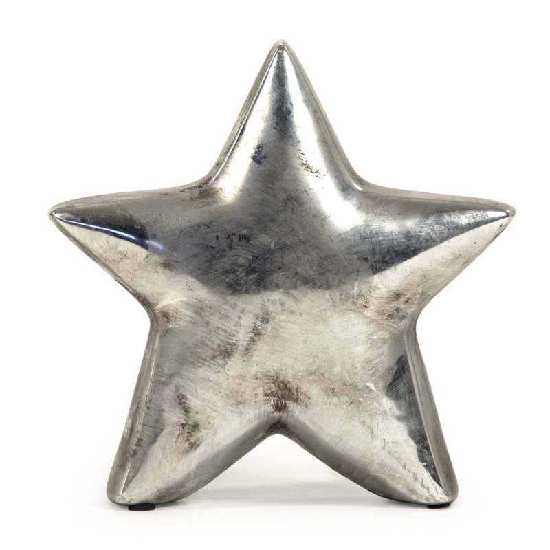 Raines Distressed Star, 10" H x 10" W x 4" D, Silver