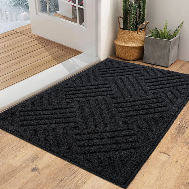 Tapis d'entrée antidérapant pour salle de bain Wardlaw, L 20 po x L 31 po, Noir