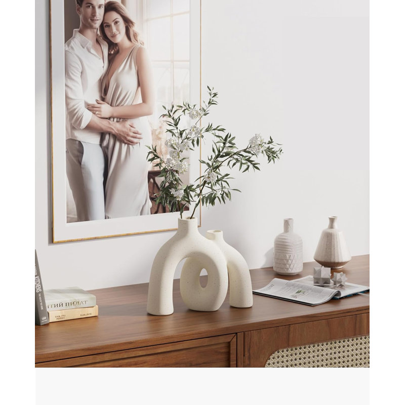 Embracing Doughnut Decorative Vase Set