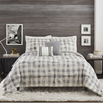 Sateen Box Stitch Striped Comforter
