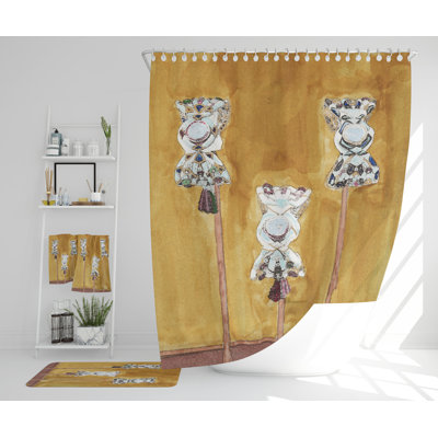 Nattalee Polyester Shower Curtain Set
