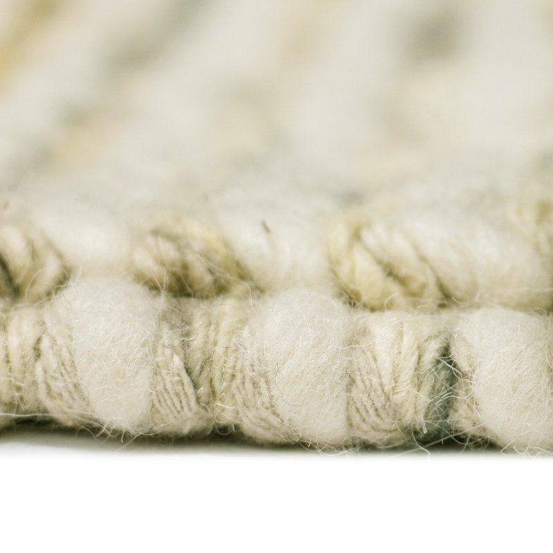 Heathered Cableknit Hand-Woven Wool Ivory Rectangular Rug 5' x 7'