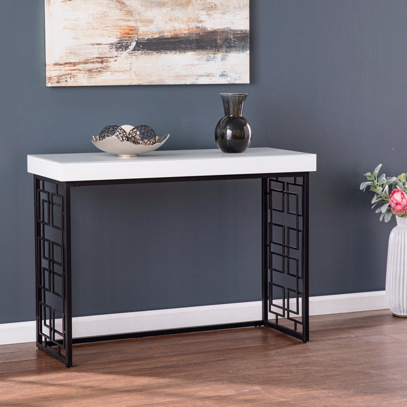 Console contemporaine