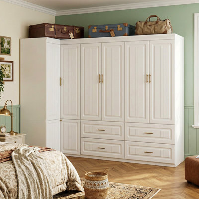 Wardrobe Set With Strong Storage And Elegent Design