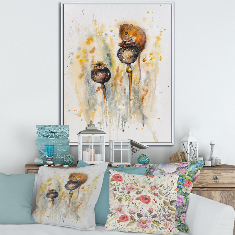 Souris assise sur des coquelicots - Peinture sur toile, H 32 po x l 24 po x P 1 po, Toile blanche encadrée