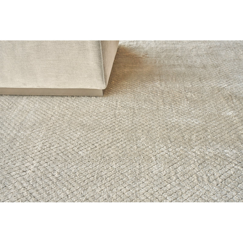 Pearl Geometric Area Rug in Beige, Rectangle 6' x 9'