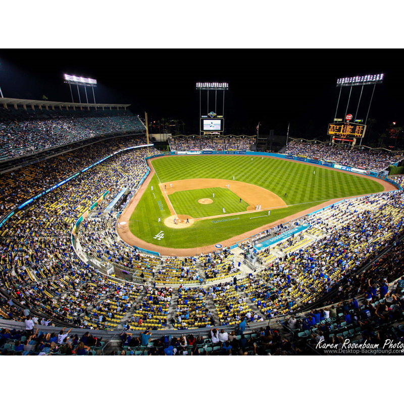 Dodger Stadium, H 14 po x l 18 po