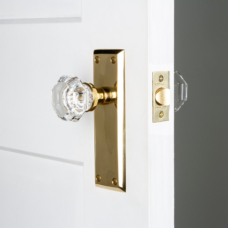 New York Plate with Waldorf Door Knob, Polished Brass, 2-3/8"