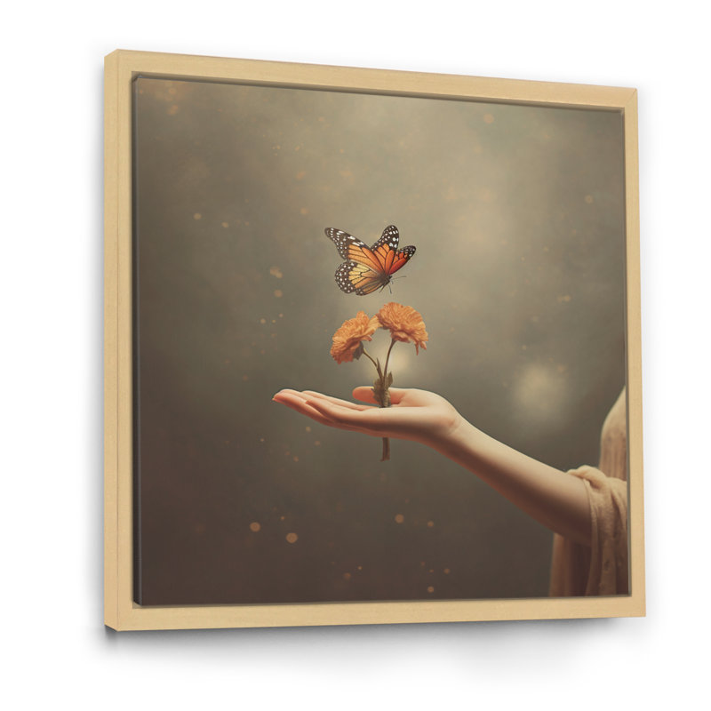 «Blossoming Butterfly Blessing» sur toile, H 30 po x l 30 po x P 1 po, Cadre naturel flottant