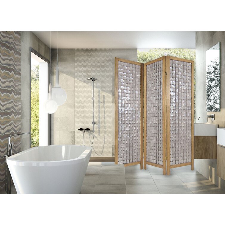 1105 Custom Bathroom Divider Panel