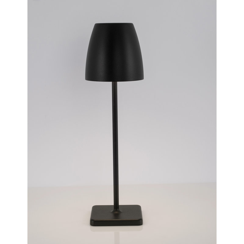 Metal Buffet Lamp, Black