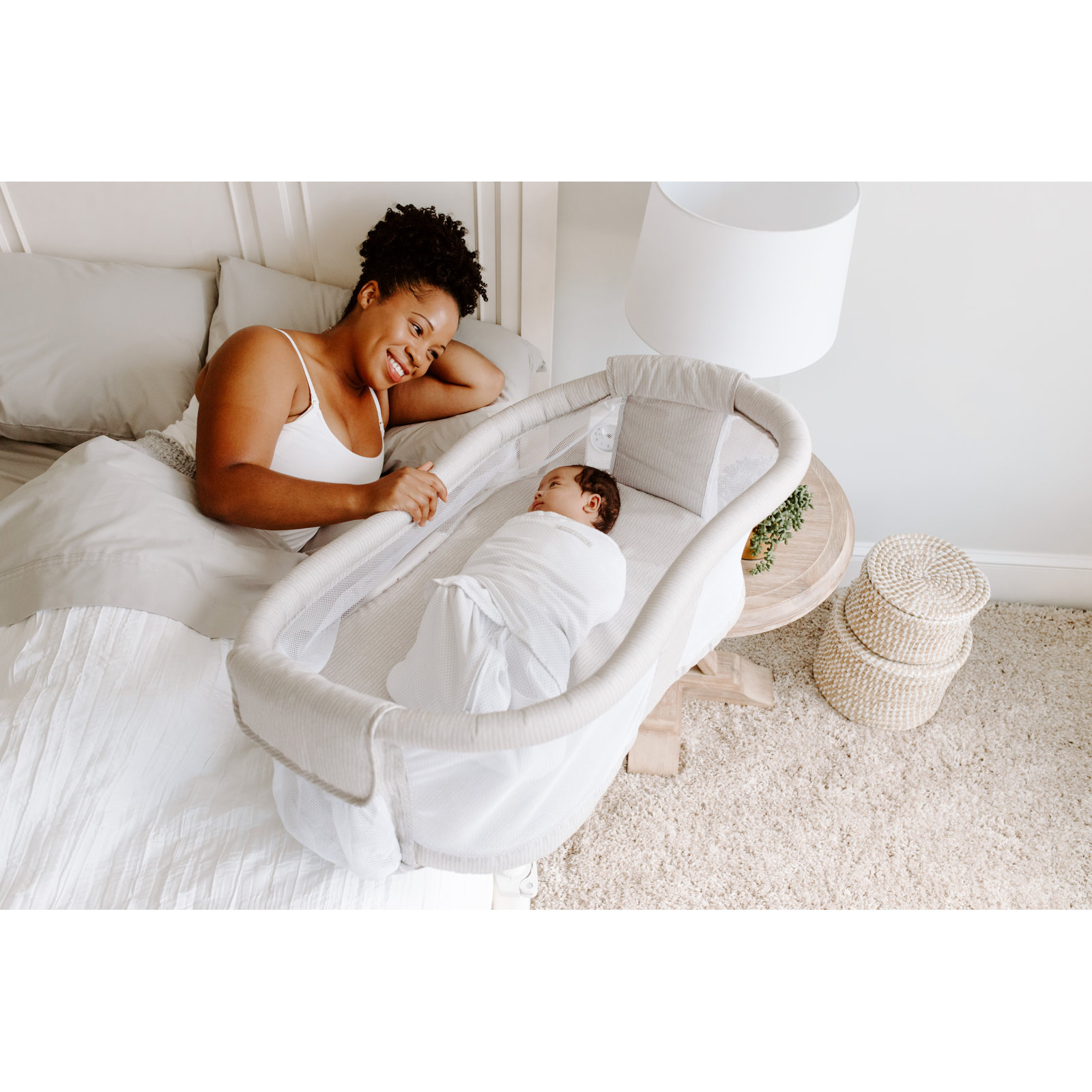 Bassinet with Bedding with Mattress and Stand