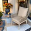 Fauteuil de patio en bois d'acacia avec coussins Beryna