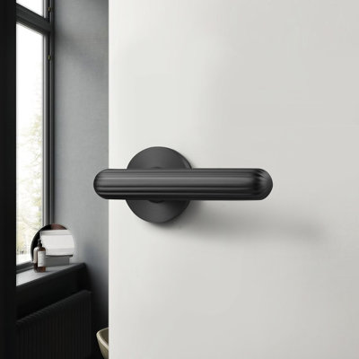 Privacy Door Lever with Round Rosette