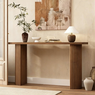 Console simple de style nordique
