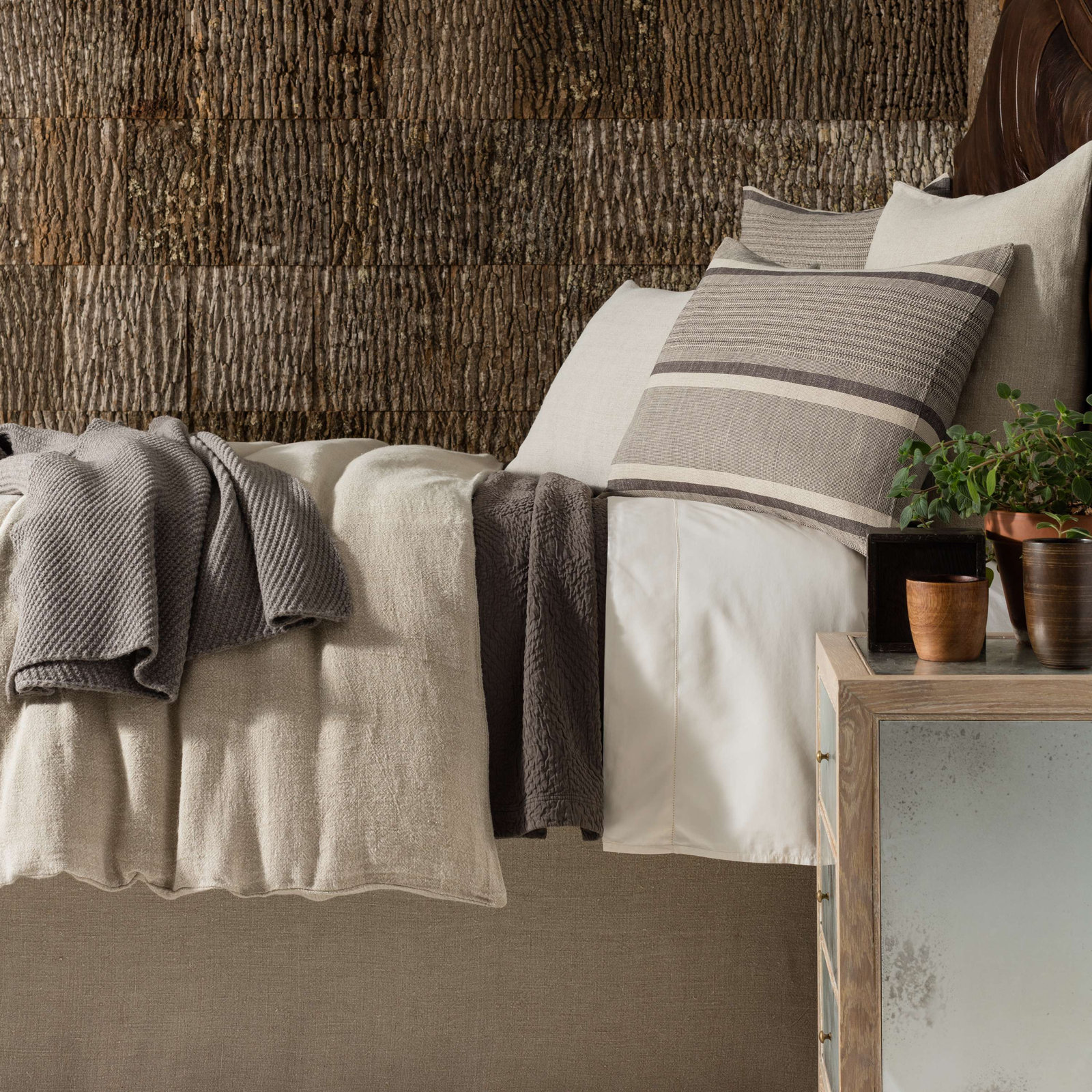 Stone Washed Linen Tailored Bed Skirt, Twin, Natural