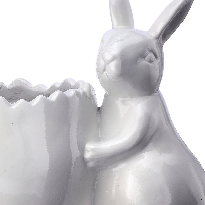 Lapin en résine 7,5 po avec pot à œufs